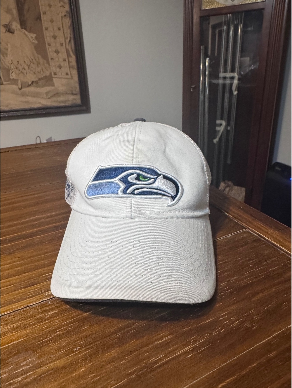 Vintage Seattle Seahawks NFL White Mesh Trucker Snapback Hat Embroidered Logo
